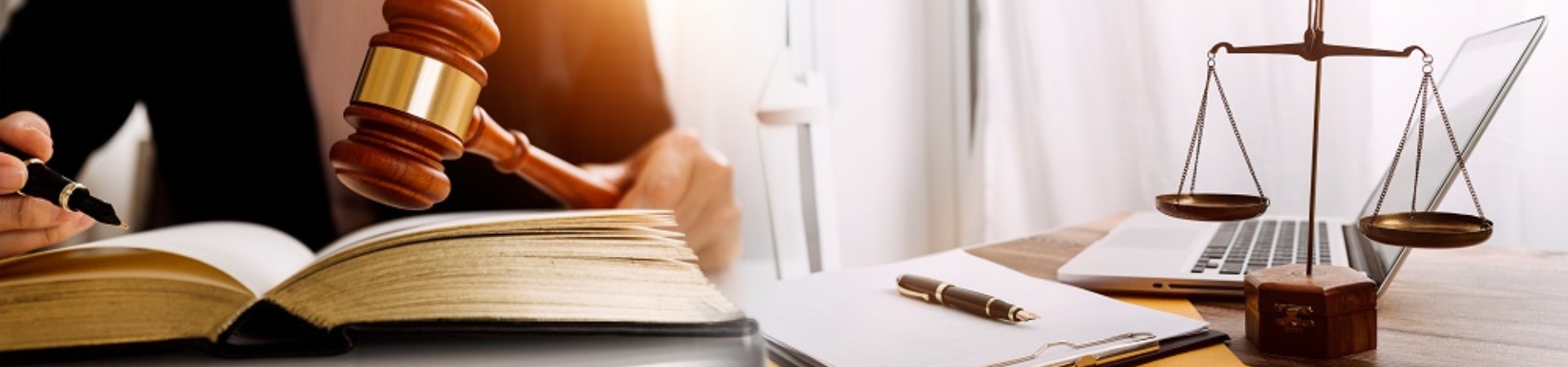 BIROU INDIVIDUAL NOTARIAL BĂLGĂRĂDEAN ZOIE Header Image